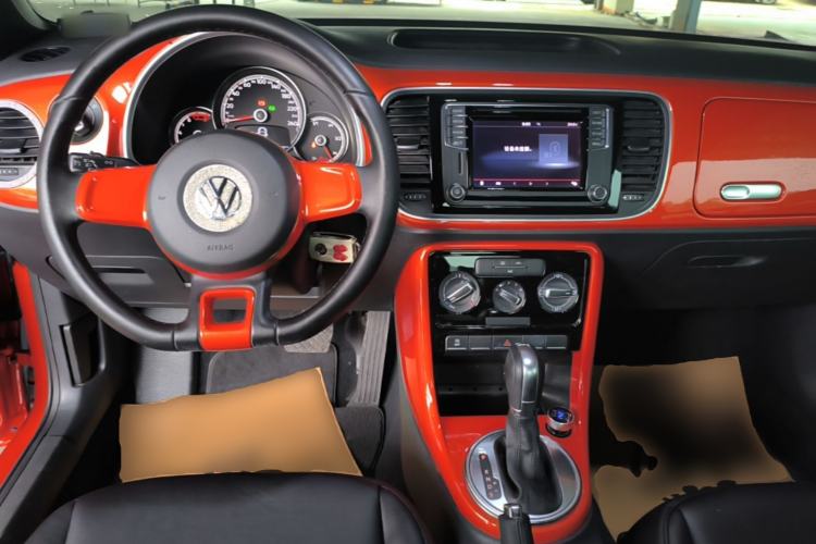 Used Volkswagen Beetle 2017 180TSI Yile Edition Center Console