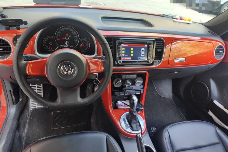 Used Volkswagen Beetle 2017 180TSI Yile Edition Center Console
