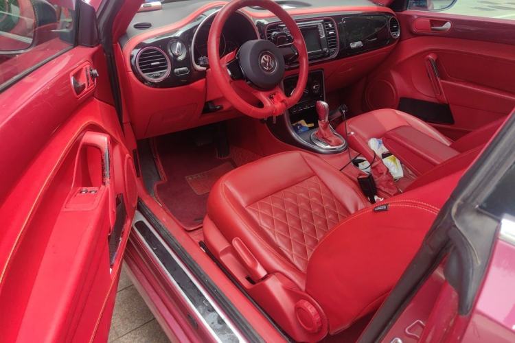 Used Volkswagen Beetle 2017 180TSI Pink Beauty Edition Driver Seat