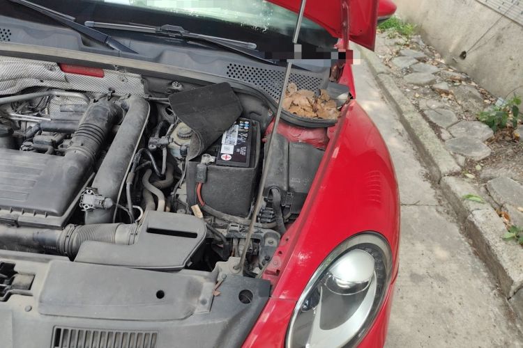 Used Volkswagen Beetle 2017 180TSI Shangle Edition Engine Bay Left
