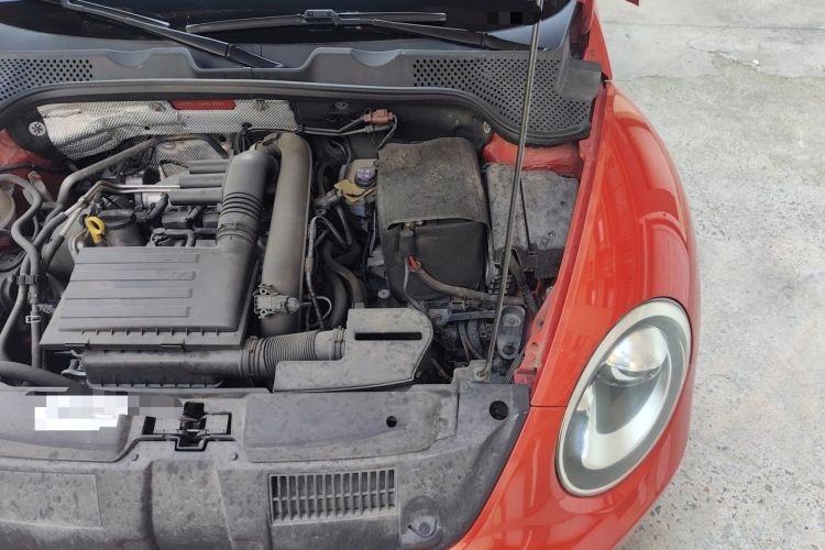 Used Volkswagen Beetle 2017 180TSI Yile Edition Engine Bay Left