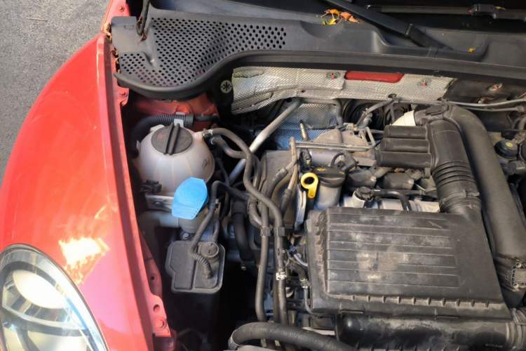 Used Volkswagen Beetle 2017 180TSI Yile Edition Engine Bay Right