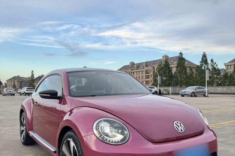 Used Volkswagen Beetle 2017 180TSI Pink Beauty Edition Exterior 2