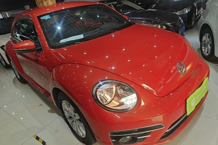 Used Volkswagen Beetle 2017 180TSI Yile Edition Front Right 45 Deg