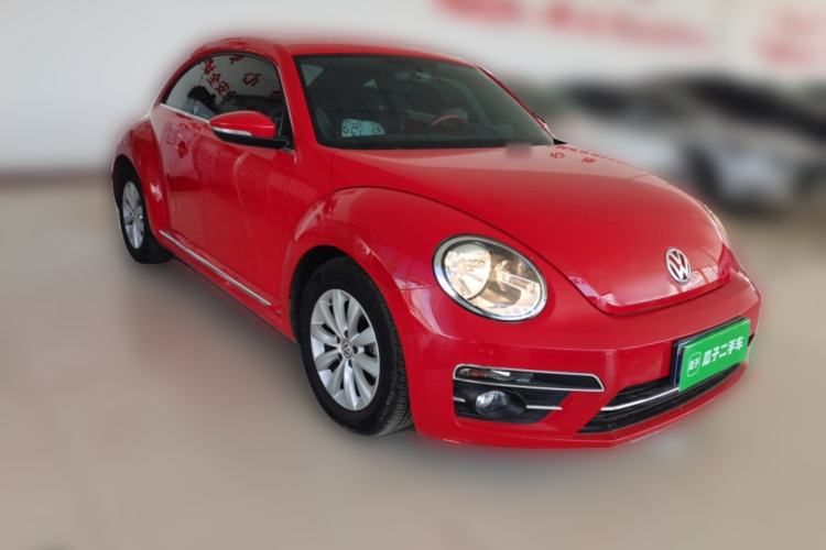 Used Volkswagen Beetle 2017 180TSI Yile Edition Front Right 45 Deg