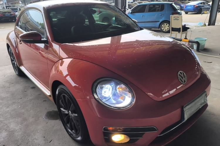Used Volkswagen Beetle 2017 180TSI Yile Edition Front Right 45 Deg