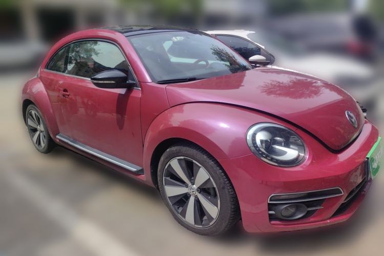 Used Volkswagen Beetle 2017 180TSI Pink Beauty Edition Front Right 45 Deg