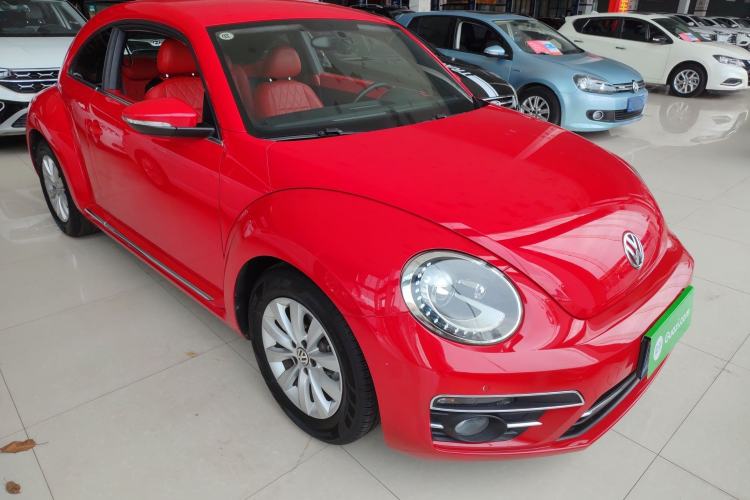 Used Volkswagen Beetle 2017 180TSI Yile Edition Front Right 45 Deg