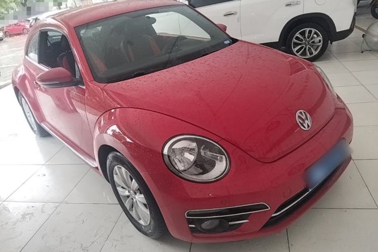 Used Volkswagen Beetle 2017 180TSI Yile Edition Front Right 45 Deg