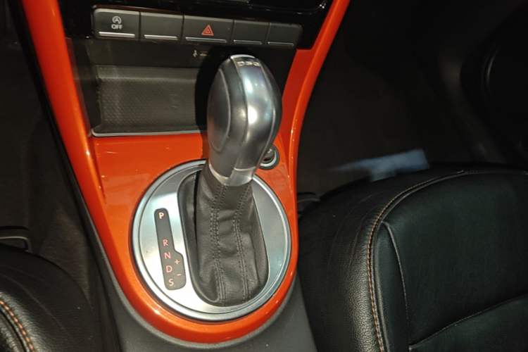Used Volkswagen Beetle 2017 180TSI Yile Edition Gear Lever
