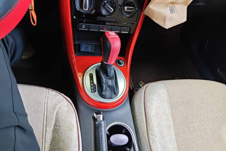Used Volkswagen Beetle 2017 180TSI Yile Edition Gear Lever