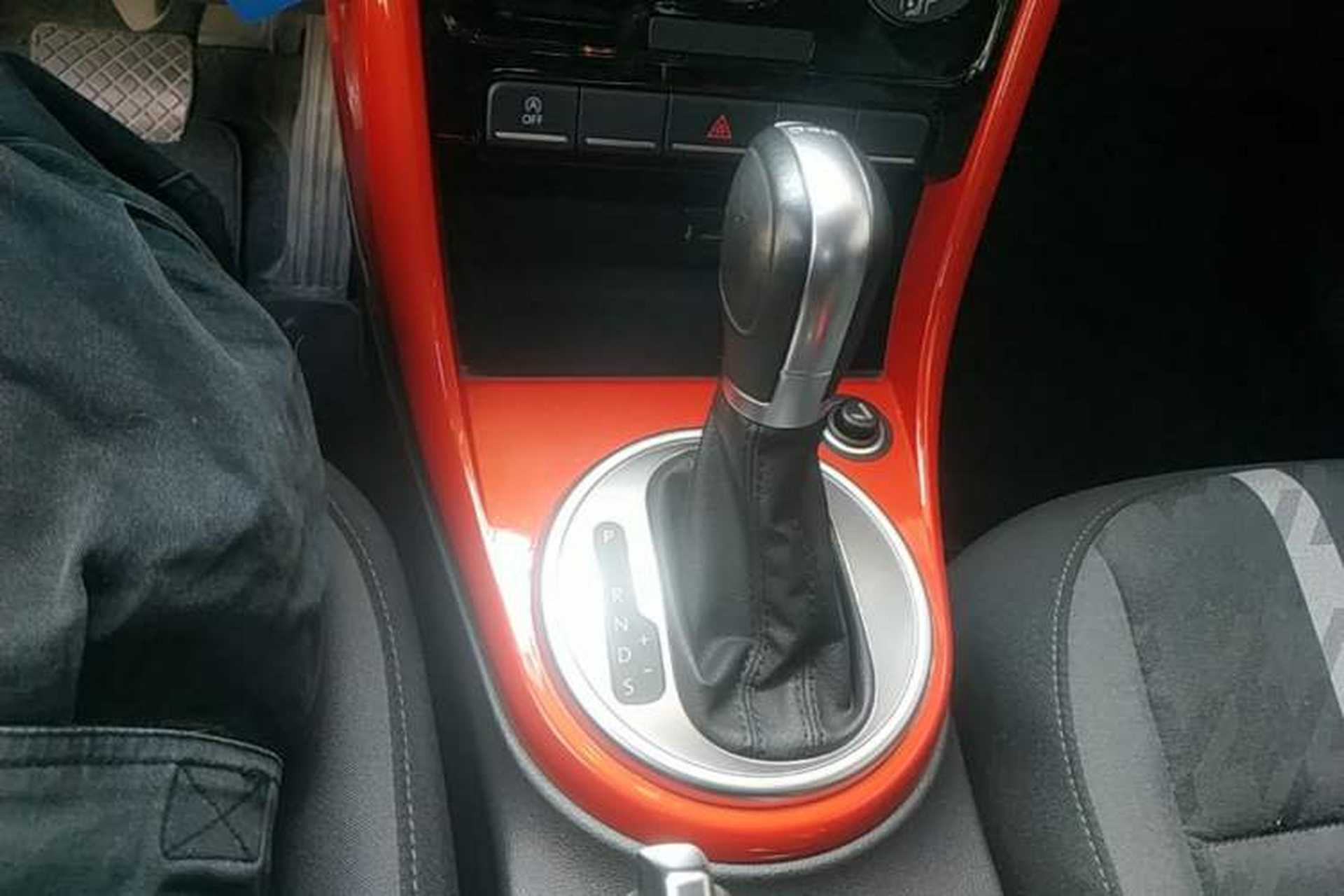 Used Volkswagen Beetle 2017 180TSI Yile Edition Gear Lever