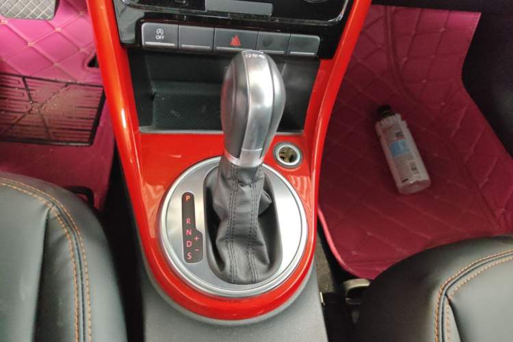 Used Volkswagen Beetle 2017 180TSI Yile Edition Gear Lever
