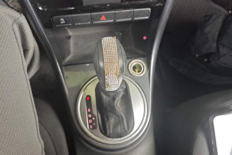 Used Volkswagen Beetle 2017 180TSI Yile Edition Gear Lever