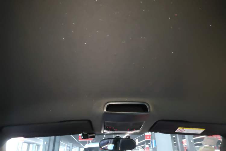Used Volkswagen Beetle 2017 180TSI Yile Edition Headliner