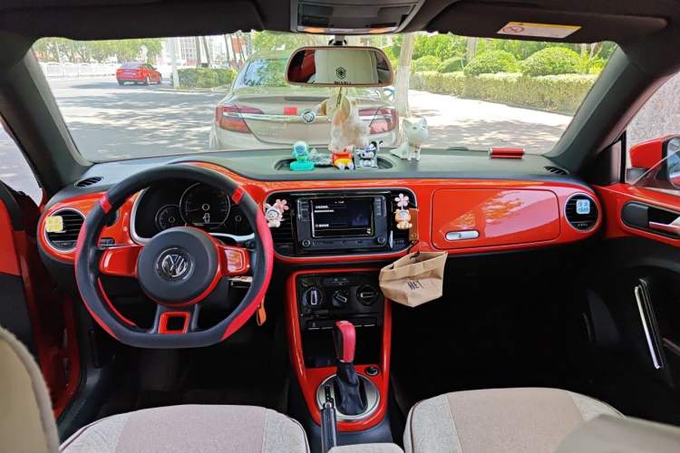 Used Volkswagen Beetle 2017 180TSI Yile Edition Headliner