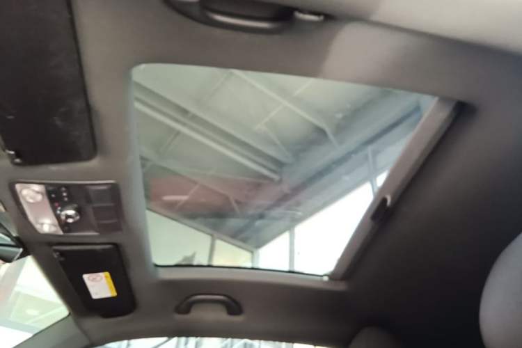 Used Volkswagen Beetle 2017 280TSI Zongle Edition Headliner