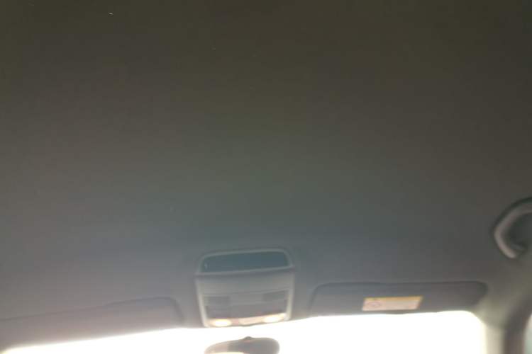 Used Volkswagen Beetle 2017 180TSI Yile Edition Headliner
