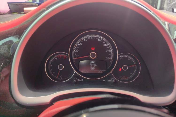 Used Volkswagen Beetle 2017 180TSI Pink Beauty Edition Instrument Cluster