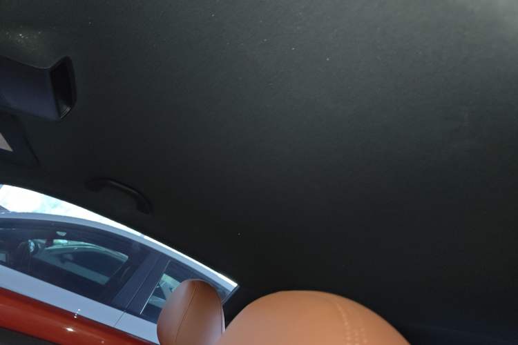 Used Volkswagen Beetle 2017 180TSI Yile Edition Interior 4