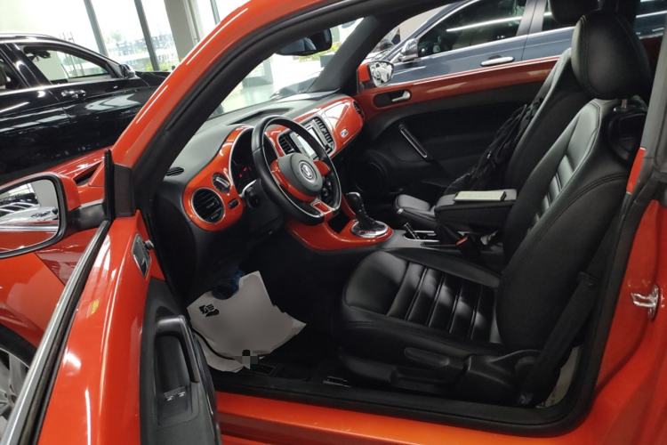 Used Volkswagen Beetle 2017 180TSI Shangle Edition Left Front Seat
