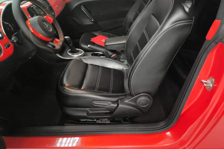 Used Volkswagen Beetle 2017 180TSI Yile Edition Left Front Seat