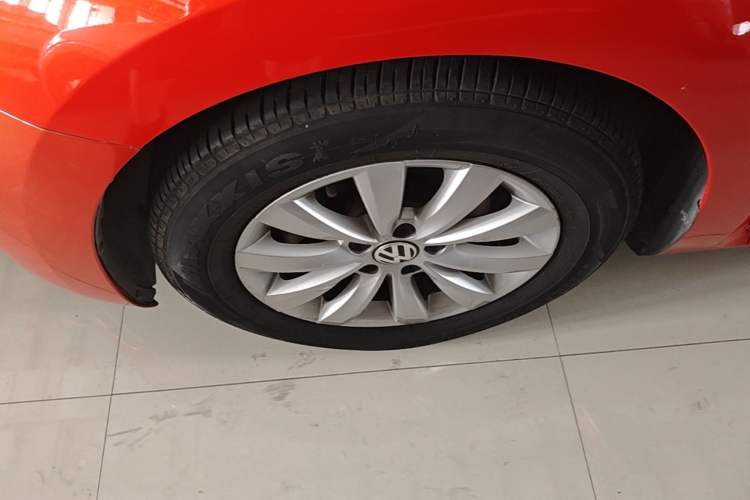 Used Volkswagen Beetle 2017 180TSI Yile Edition Left Front Wheel Hub