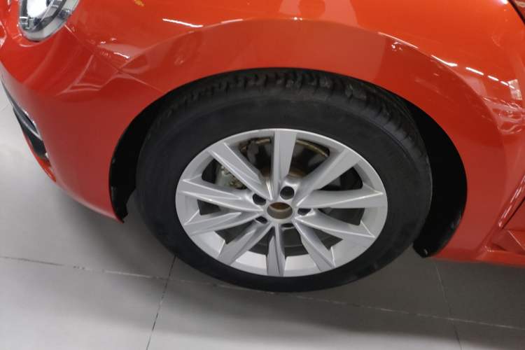 Used Volkswagen Beetle 2017 180TSI Shangle Edition Left Front Wheel Hub
