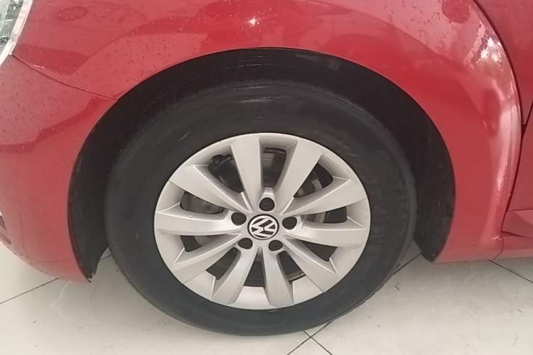 Used Volkswagen Beetle 2017 180TSI Yile Edition Left Front Wheel Hub