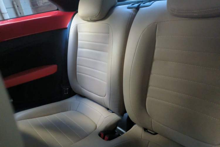 Used Volkswagen Beetle 2017 180TSI Yile Edition Left Rear Seat