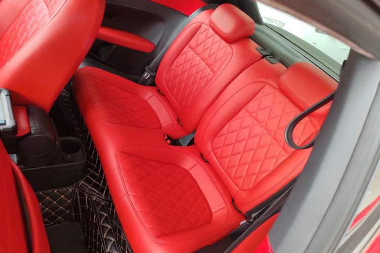 Used Volkswagen Beetle 2017 180TSI Yile Edition Left Rear Seat