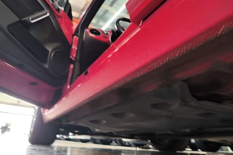 Used Volkswagen Beetle 2017 180TSI Yile Edition Left Side Sill