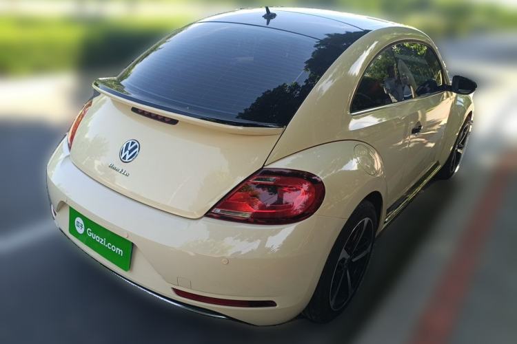 Used Volkswagen Beetle 2017 180TSI Yile Edition Rear Right 45 Deg