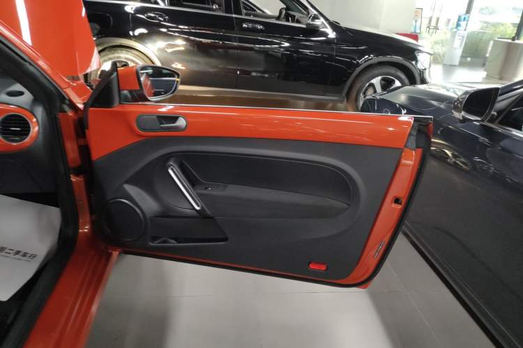 Used Volkswagen Beetle 2017 180TSI Shangle Edition Right Front Door Interior