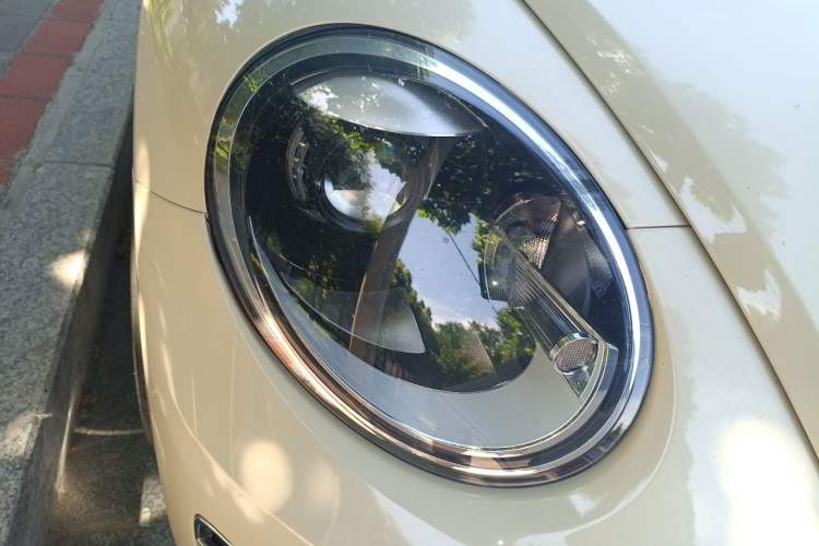 Used Volkswagen Beetle 2017 180TSI Yile Edition Right Front Headlight
