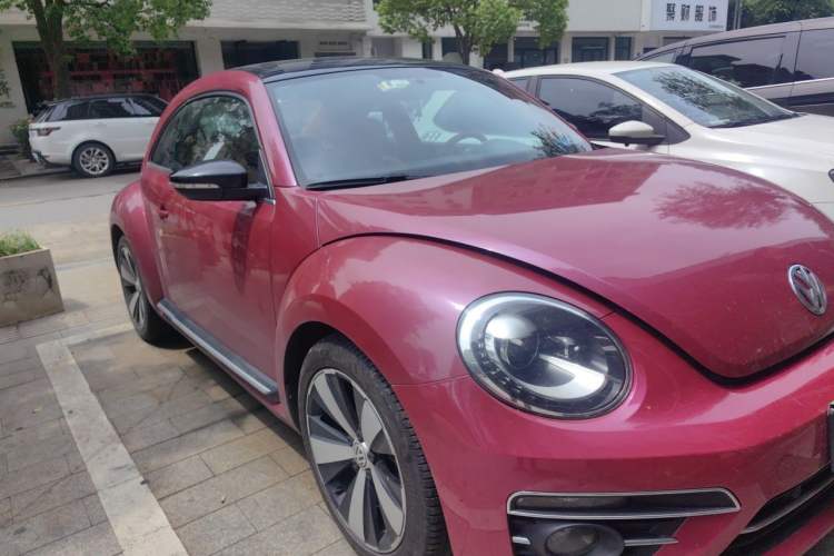 Used Volkswagen Beetle 2017 180TSI Pink Beauty Edition Right Front Headlight