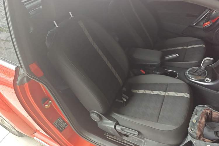 Used Volkswagen Beetle 2017 180TSI Yile Edition Right Front Seat