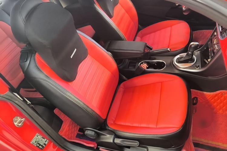 Used Volkswagen Beetle 2017 180TSI Yile Edition Right Front Seat
