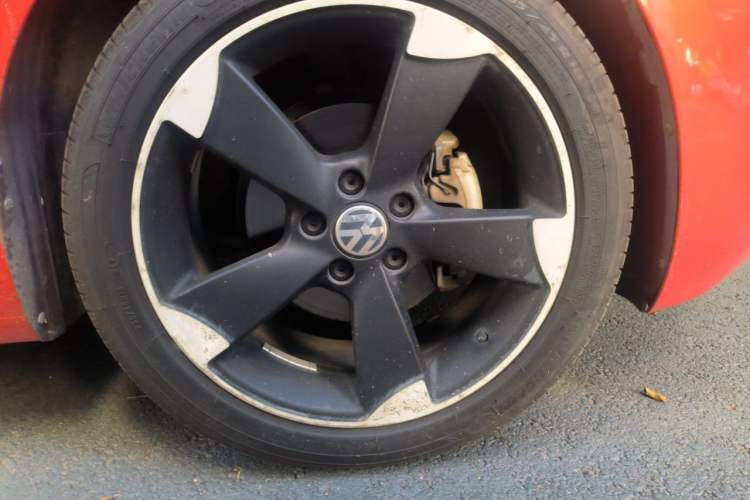 Used Volkswagen Beetle 2017 180TSI Yile Edition Right Front Wheel Hub