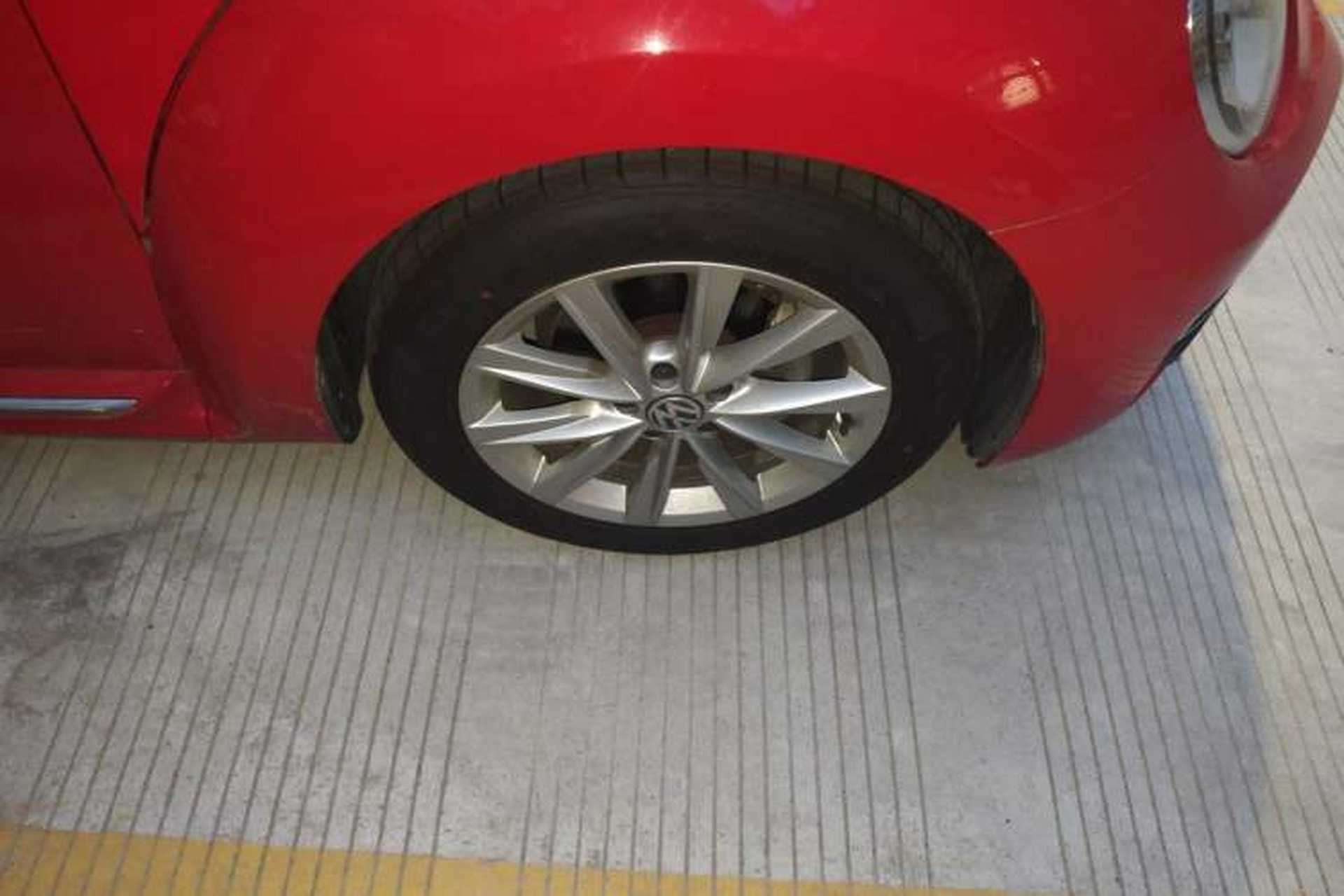 Used Volkswagen Beetle 2017 280TSI Zongle Edition Right Front Wheel Hub