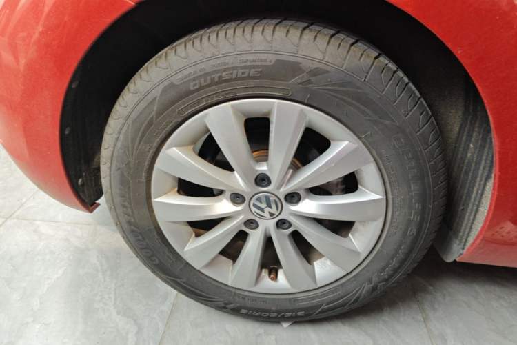 Used Volkswagen Beetle 2017 180TSI Yile Edition Right Rear Wheel Hub