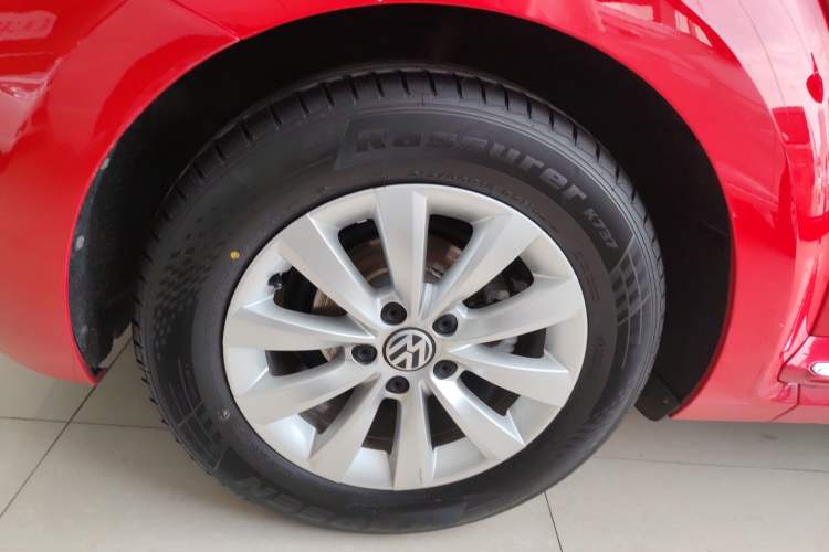 Used Volkswagen Beetle 2017 180TSI Yile Edition Right Rear Wheel Hub