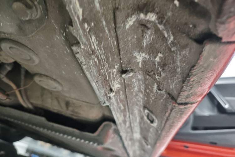 Used Volkswagen Beetle 2017 180TSI Yile Edition Right Side Sill