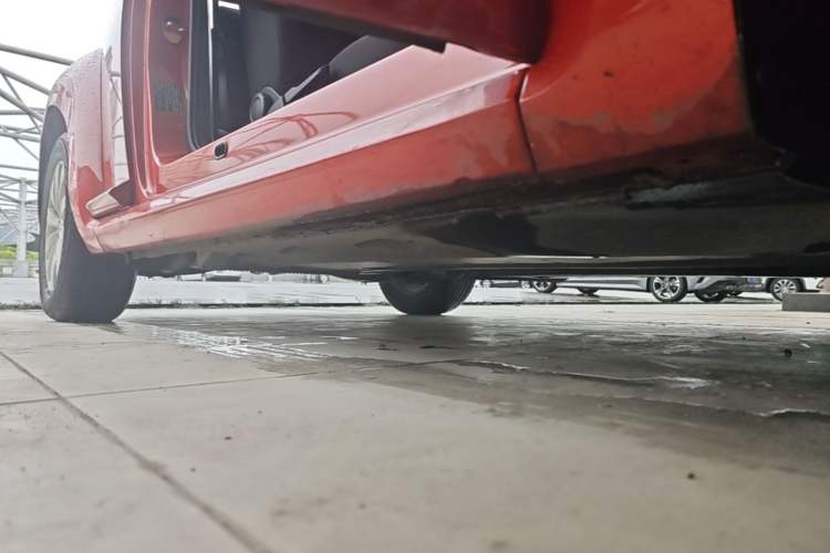 Used Volkswagen Beetle 2017 180TSI Yile Edition Right Side Sill