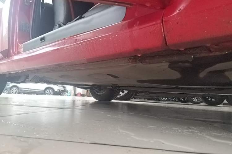 Used Volkswagen Beetle 2017 180TSI Yile Edition Right Side Sill