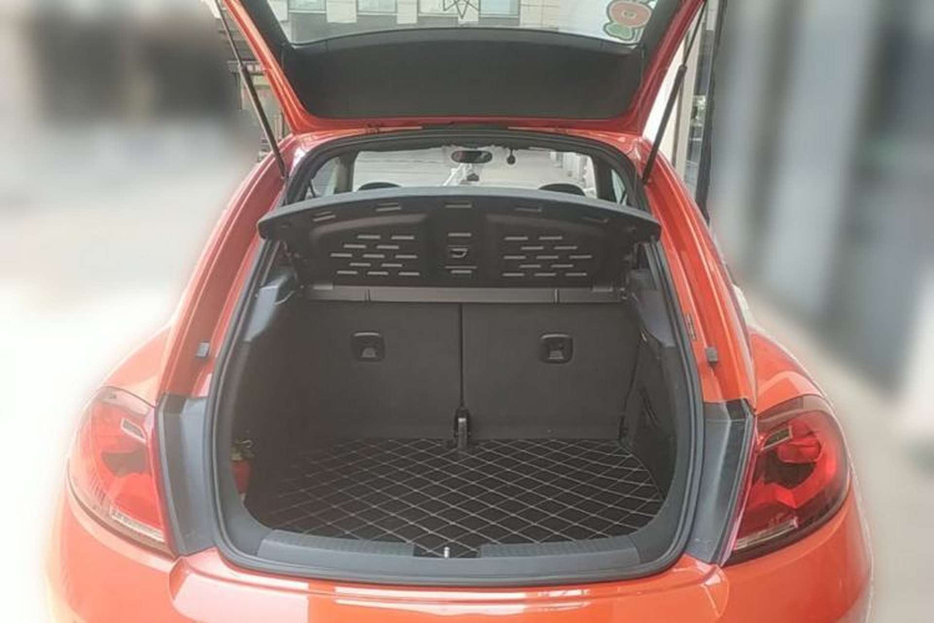 Used Volkswagen Beetle 2017 180TSI Yile Edition Trunk