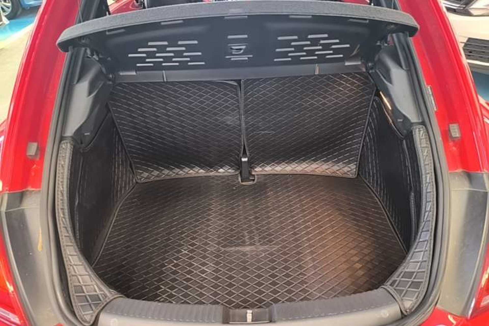 Used Volkswagen Beetle 2017 180TSI Yile Edition Trunk