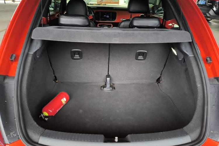 Used Volkswagen Beetle 2017 180TSI Yile Edition Trunk