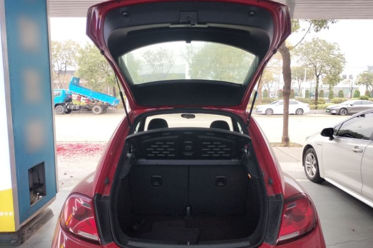 Used Volkswagen Beetle 2017 180TSI Yile Edition Trunk