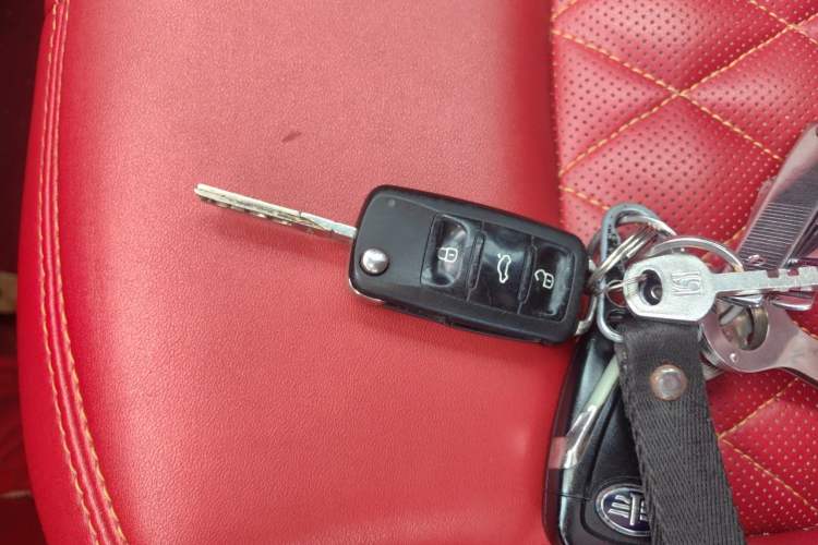 Used Volkswagen Beetle 2017 180TSI Pink Beauty Edition Vehicle Key